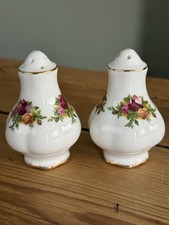 Royal Albert Old Country Roses
