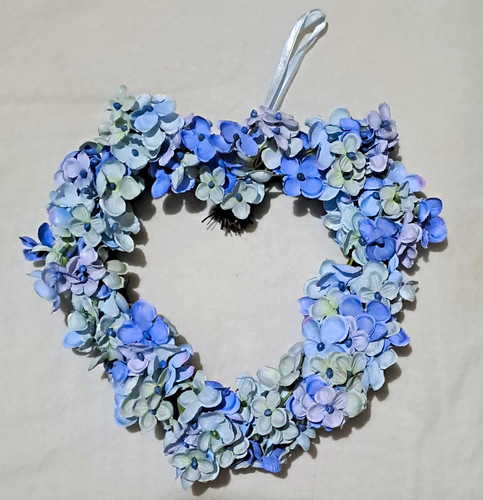 Artificial blue white - artificial,