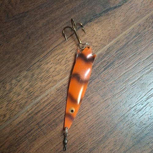 Rate vintage abu toby - vintage, tiger