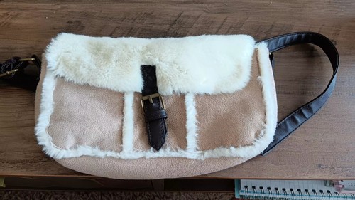 Atmosphere faux sheepskin - faux,