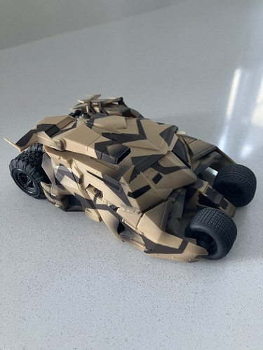 Revoltech batman tumbler - revoltech,