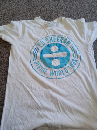 Sheeran concert tshirt - sheeran, size