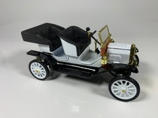 1909 Ford Model T Tourabout Diecast – National Motor Museum Mint – Boxed COA