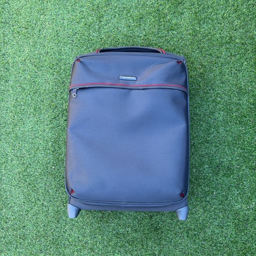 Samsonite soft shell - soft,