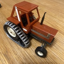 BRITAINS.1/32.FARM. FIAT.HALF