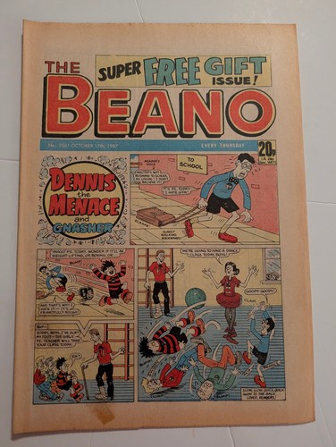 Beano comic 2361 october - comic,