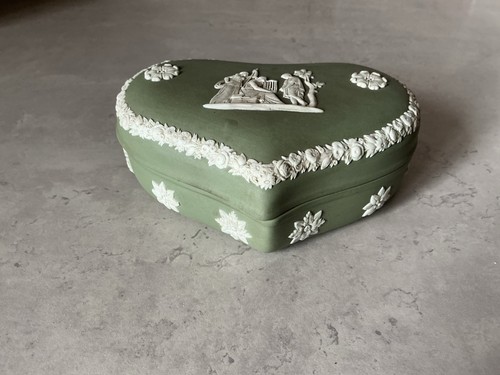 Wedgewood jasperware green - wedgewood,