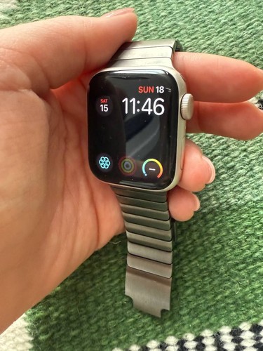 Apple watch 40mm - watch, se