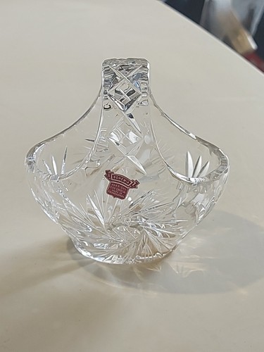 Bohemia hand cut lead crystal - hand,