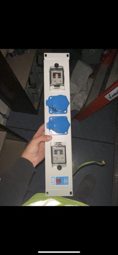 Way power distribution unit - 6-way,