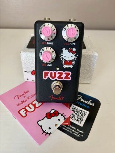 Fender hello kitty pink - fender,