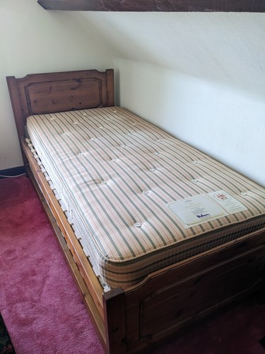 Trundle bed with two - trundle, single