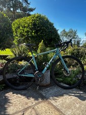 Women's Cube Axial Pro Road