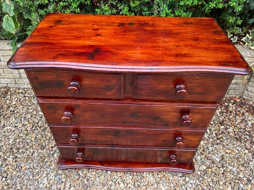 Pine chest drawers curved - of,