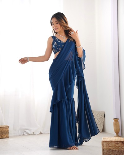 Pakistani wedding party - party, wear