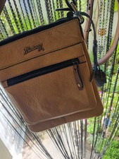 Leather Sand Coloured Mantaray Crossbody Bag/ Shoulder. Beautiful  Condition
