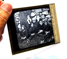 Ultra rare St. Kilda women Scotland antique photo magic lantern slide #846