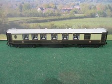 Hornby R4143 Pullman 1st Class