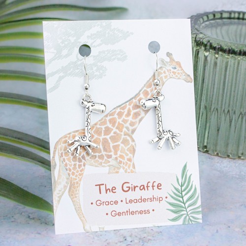 Giraffe charm earrings animal - giraffe,