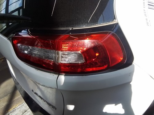 Tail light jeep cherokee - rh,
