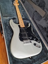 Fender 25th Anniversary USA Stratocaster (1979 - 1980) Electric Guitar + Case