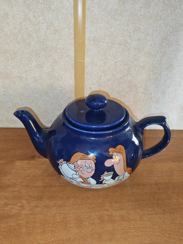 Vintage tetley tea folk teapot - tetley,