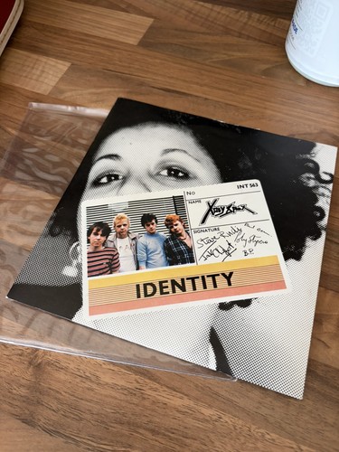 Ray spex identity - x-ray, let's