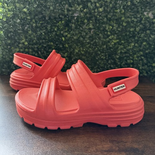 Hunter women bloom algae - bloom,