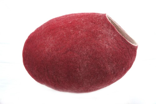 Hand felted pure - , cave