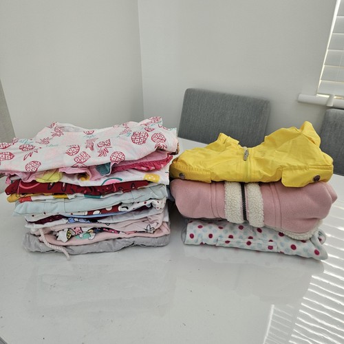 Girls months clothes - months,