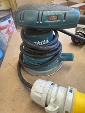 Various 110v power tools