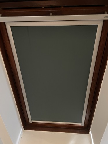 Velux blackout roller blind - roller,