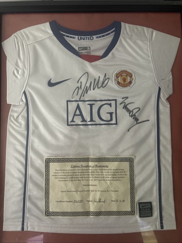 Manchester united signed - manchester,