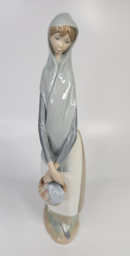 Lladro lady with basket - lladro,
