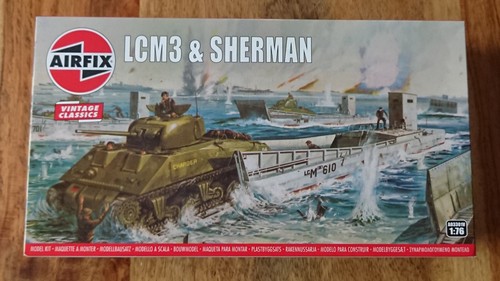 Airfix a03301v landing craft - landing,