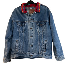 Levis vintage denim jacket, vintage, lined, knit collar, Unisex. Mens XL size.