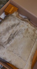 Louis Vuitton Monogram Shawl -