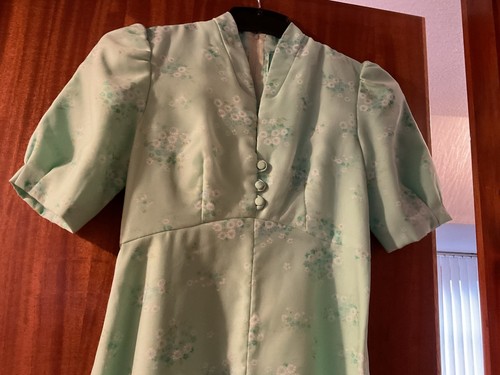 Vintage 1970s pale green - vintage,