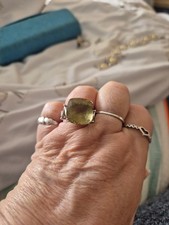 Lovely green stone silver ring - green,