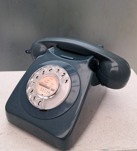 1969 gpo 746 dark green - gpo,