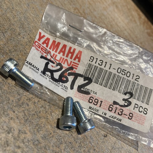 Yamaha 93311 05012 screw - 93311-05012,