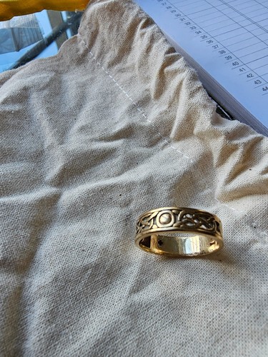 Celtic carot gold ring year - celtic, 9