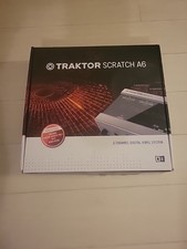 Traktor Scratch A6 Audio 6 Control vinyl x 2 Black Native Instruments & Box 