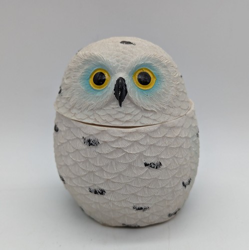Small white owl - resin, trinket