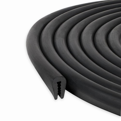 Black channel edge trim seal - u,
