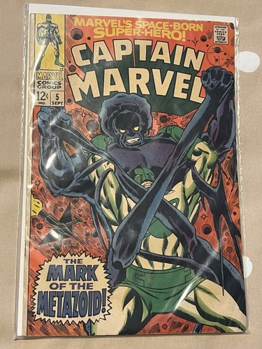 Captain marvel comic - marvel, comic,