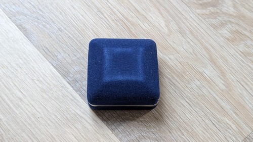 Blue felt coin - blue,