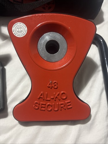 Wheel lock caravan - lock,