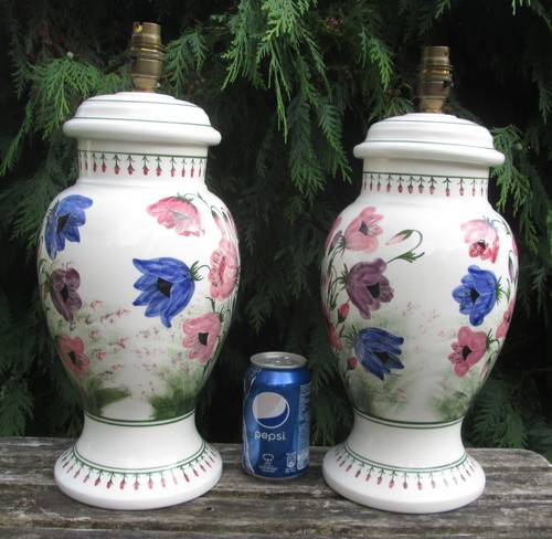 Stunning pair knossos - knossos, hand