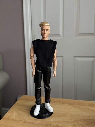 Barbie signature looks ken - looks,